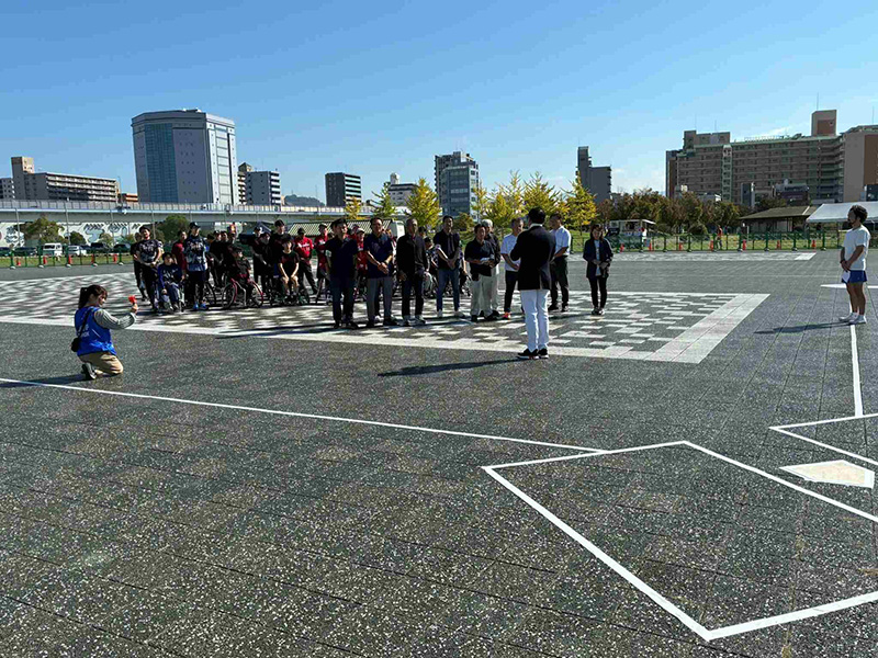 広島中央ロータリークラブより競技用車椅子贈呈